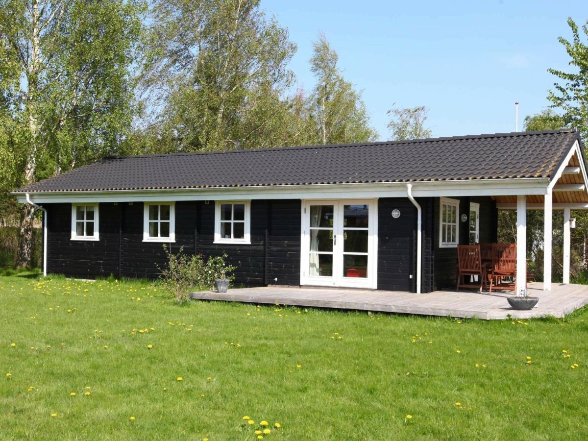 6 Person Holiday Home In Skibby エクステリア 写真